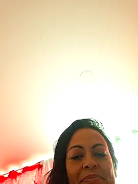 viviana-sexi online show from May 27, 2026, 3:52 pm