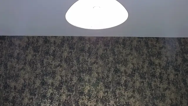 Snapshot of AmberMinxy chatting on October 23, 2025, 5:17 am AmberMinxy online show from October 23, 2025, 5:17 am