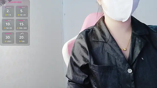 helo-kitty online show from December 21, 2025, 1:46 pm