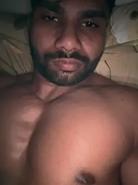 Snapshot of Handsome544 chatting on April 23, 2026, 10:00 am Handsome544 online show from April 23, 2026, 10:00 am