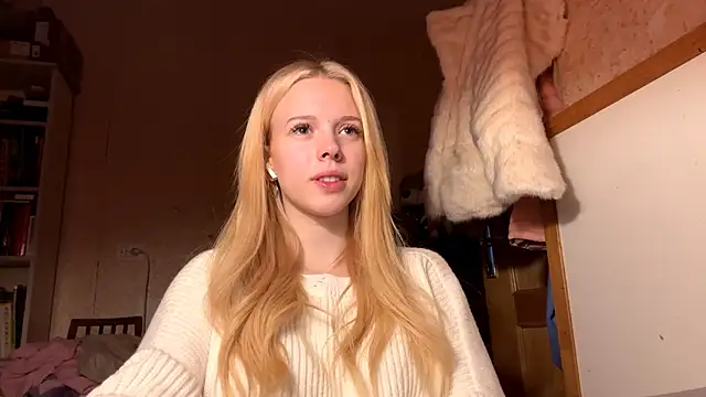 LiltedLube online show from November 25, 2025, 6:14 am