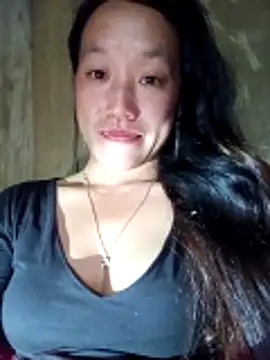 Snapshot of Phantamay chatting on November 6, 2025, 12:20 pm Phantamay online show from November 6, 2025, 12:20 pm