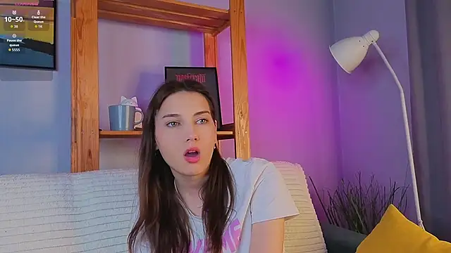 Snapshot of KateCahee chatting on December 19, 2025, 1:20 am KateCahee online show from December 19, 2025, 1:20 am