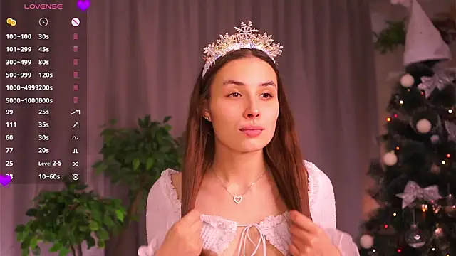 LeonoraWoods online show from December 16, 2025, 4:22 pm