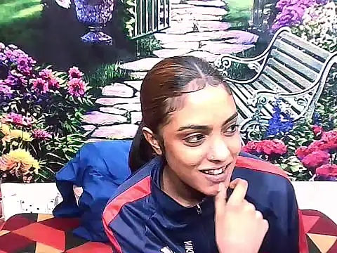 IndianPretty1 online show from November 7, 2025, 5:23 am