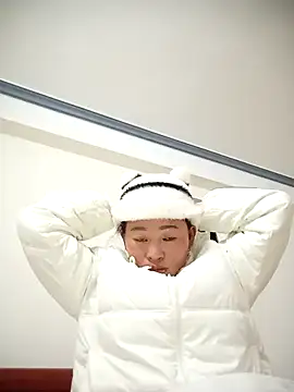 my-my2x online show from December 2, 2025, 2:30 pm