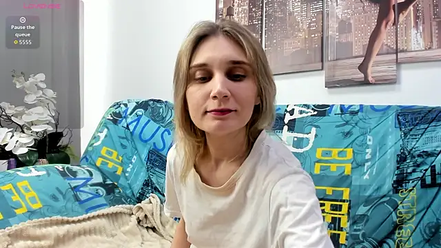 Tenderly Sophie online show from April 10, 2026, 1:34 am