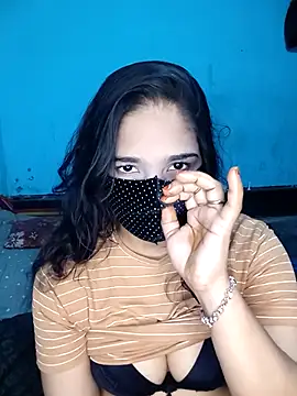 Snapshot of CoupleShow_432 chatting on November 14, 2025, 10:41 am CoupleShow 432 online show from November 14, 2025, 10:41 am