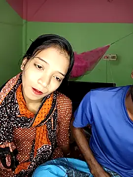 Snapshot of CoupleShow_432 chatting on February 24, 2026, 3:57 pm CoupleShow 432 online show from February 24, 2026, 3:57 pm