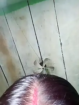 QRESABABY online show from November 15, 2025, 10:25 pm