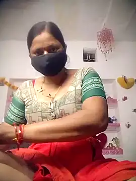 QRESABABY online show from November 4, 2025, 3:38 pm