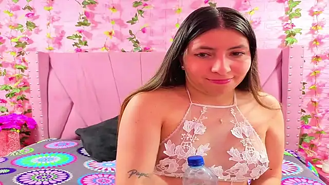 Alyy Brown online show from November 28, 2025, 2:01 am