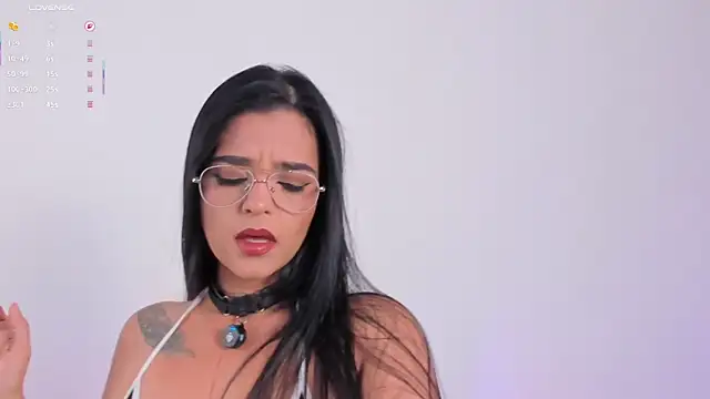 Snapshot of Sophie_Duarte chatting on March 12, 2026, 1:11 am Sophie Duarte online show from March 12, 2026, 1:11 am