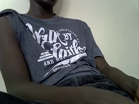 Cute-Javier25 online show from October 25, 2025, 10:47 am