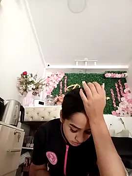 Snapshot of BabyCaramel18 chatting on November 5, 2025, 7:28 pm BabyCaramel18 online show from November 5, 2025, 7:28 pm