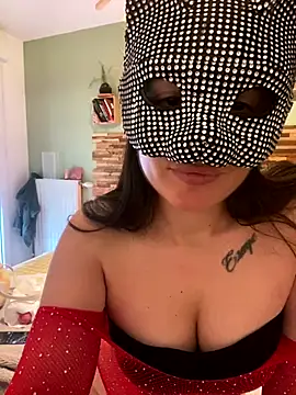  isadora online show from December 22, 2025, 9:31 am