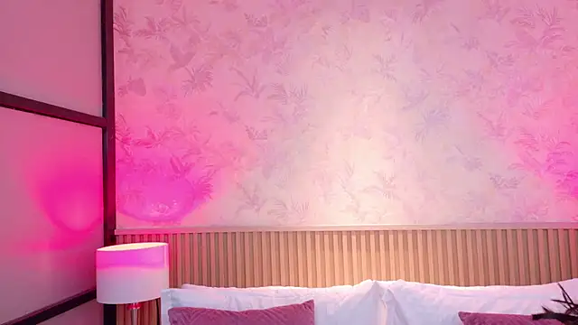 Snapshot of AdelineJhones chatting on December 17, 2025, 2:22 pm AdelineJhones online show from December 17, 2025, 2:22 pm