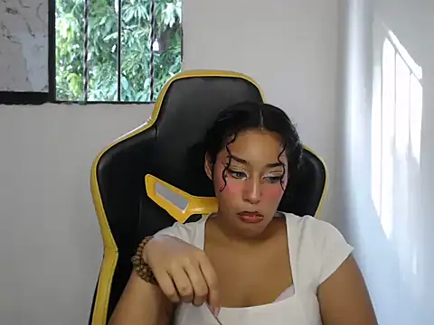 emily stars1 online show from November 26, 2025, 8:42 pm