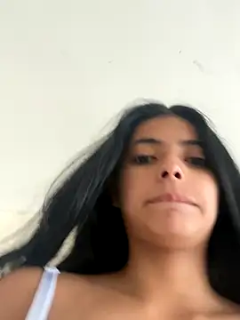 Snapshot of miadaviesx chatting on November 11, 2025, 12:44 pm miadaviesx online show from November 11, 2025, 12:44 pm