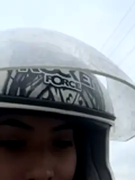 Snapshot of miadaviesx chatting on November 15, 2025, 11:25 am miadaviesx online show from November 15, 2025, 11:25 am