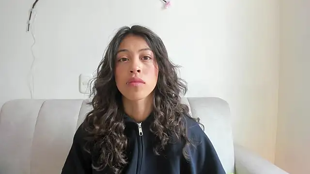 Snapshot of emily_jonessxx chatting on February 26, 2026, 5:46 pm emily jonessxx online show from February 26, 2026, 5:46 pm