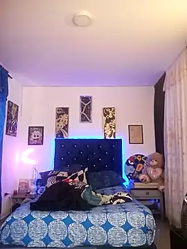 Yorsamm and friends online show from December 5, 2025, 6:06 pm