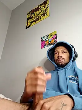 Snapshot of BigPrettyDick777 chatting on February 22, 2026, 7:04 pm BigPrettyDick777 online show from February 22, 2026, 7:04 pm