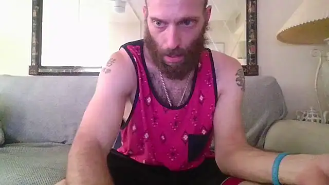 Snapshot of KosherCo313 chatting on December 5, 2025, 8:28 pm KosherCo313 online show from December 5, 2025, 8:28 pm