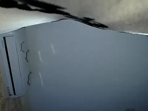 Amiaax online show from January 10, 2026, 10:27 pm