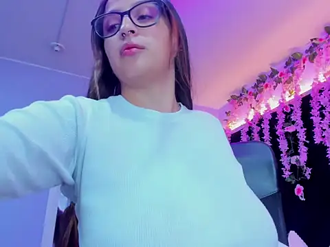 Snapshot of Gabyy_Cooper_ chatting on July 2, 2026, 2:34 am Gabyy Cooper online show from July 2, 2026, 2:34 am