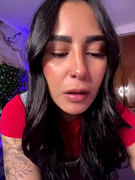 Snapshot of MAVI_EC chatting on October 29, 2025, 3:44 pm MAVI EC online show from October 29, 2025, 3:44 pm