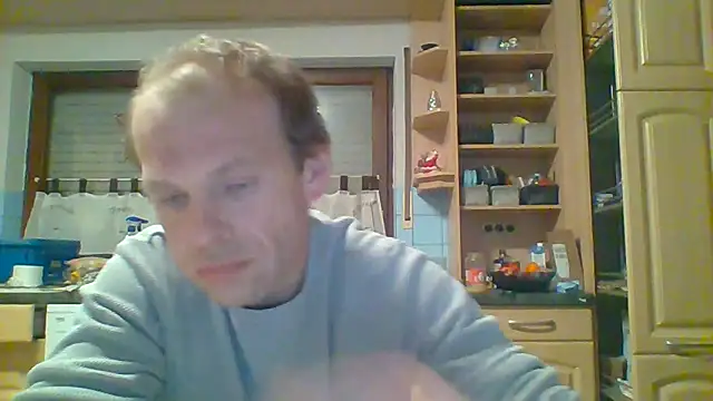 Snapshot of tommy3300 chatting on December 23, 2025, 6:56 am tommy3300 online show from December 23, 2025, 6:56 am