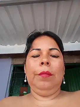 Snapshot of mother2-divorced chatting on April 18, 2026, 7:40 pm mother2-divorced online show from April 18, 2026, 7:40 pm