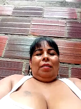 Snapshot of mother2-divorced chatting on April 30, 2026, 8:57 pm mother2-divorced online show from April 30, 2026, 8:57 pm