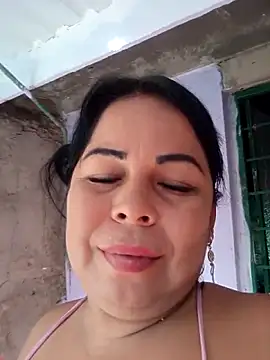 Snapshot of mother2-divorced chatting on May 16, 2026, 1:43 pm mother2-divorced online show from May 16, 2026, 1:43 pm