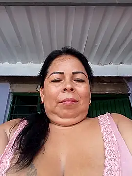 Snapshot of mother2-divorced chatting on May 11, 2026, 7:44 pm mother2-divorced online show from May 11, 2026, 7:44 pm