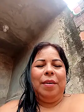 Snapshot of mother2-divorced chatting on June 14, 2026, 1:45 pm mother2-divorced online show from June 14, 2026, 1:45 pm