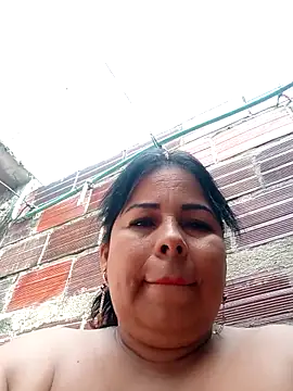 Snapshot of mother2-divorced chatting on April 25, 2026, 7:44 pm mother2-divorced online show from April 25, 2026, 7:44 pm