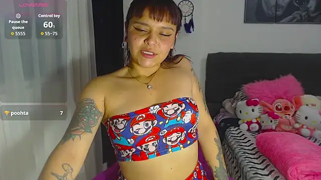 Snapshot of Flame_Violeta chatting on December 13, 2025, 10:27 pm Flame Violeta online show from December 13, 2025, 10:27 pm