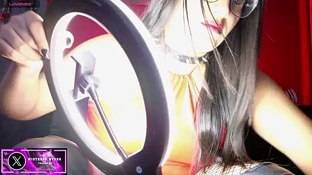 Misterss-Nyxxx online show from February 12, 2026, 11:26 pm