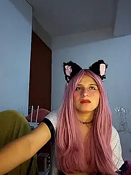 Snapshot of Kitty_Kalifa chatting on November 25, 2025, 12:44 am Kitty Kalifa online show from November 25, 2025, 12:44 am