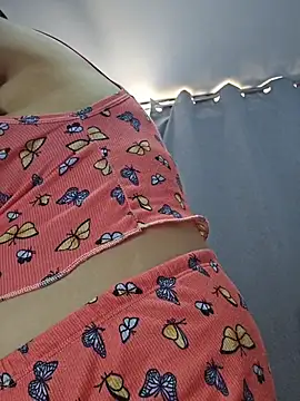 Kitty Kalifa online show from March 29, 2026, 5:58 pm