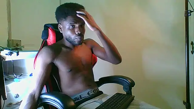 Snapshot of Suamyst_25 chatting on May 30, 2026, 4:08 am Suamyst 25 online show from May 30, 2026, 4:08 am