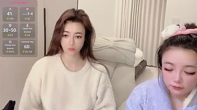 Follyise online show from December 22, 2025, 1:00 pm