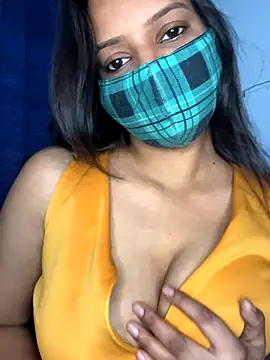 Snapshot of Cute_Marina chatting on November 27, 2025, 6:36 am Cute Marina online show from November 27, 2025, 6:36 am