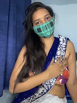 Snapshot of Cute_Marina chatting on November 7, 2025, 6:07 am Cute Marina online show from November 7, 2025, 6:07 am