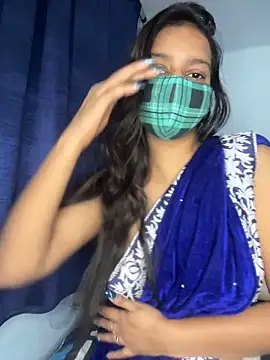 Snapshot of Cute_Marina chatting on November 3, 2025, 6:07 am Cute Marina online show from November 3, 2025, 6:07 am