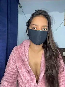 Snapshot of Cute_Marina chatting on November 11, 2025, 5:24 am Cute Marina online show from November 11, 2025, 5:24 am