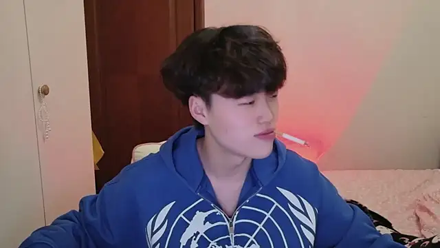 L1kuto online show from February 8, 2026, 9:29 am