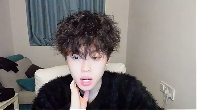 L1kuto online show from November 24, 2025, 11:54 am